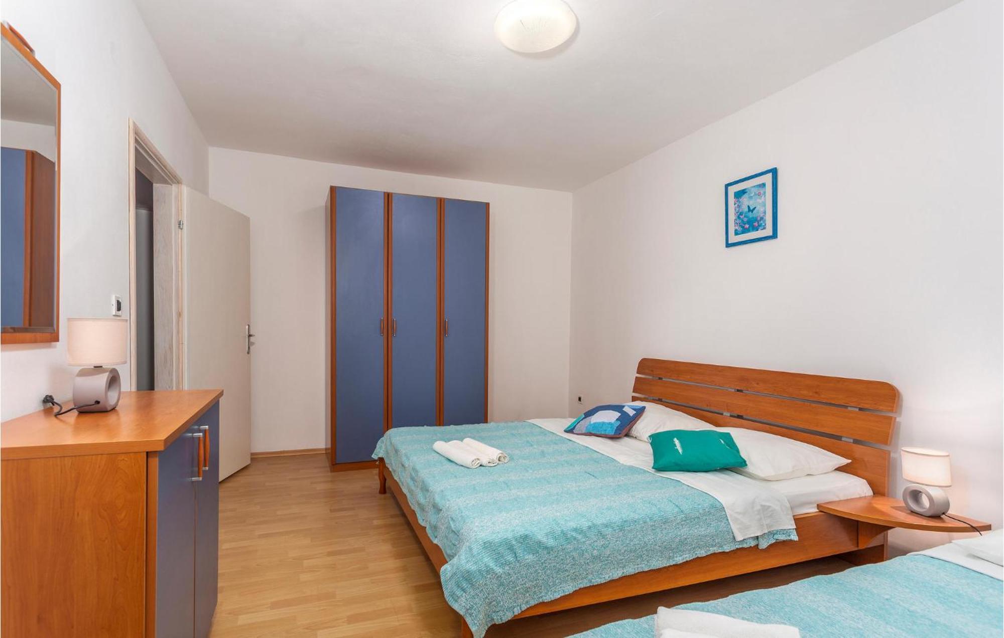 Beautiful Apartment In Pinezici With Wifi Exterior foto